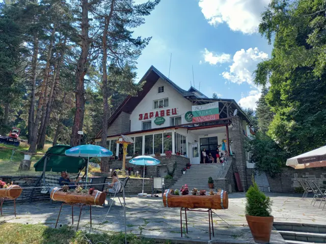Zdravets Hut