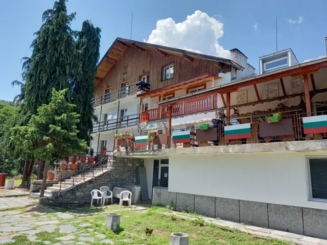 Akademik Hut