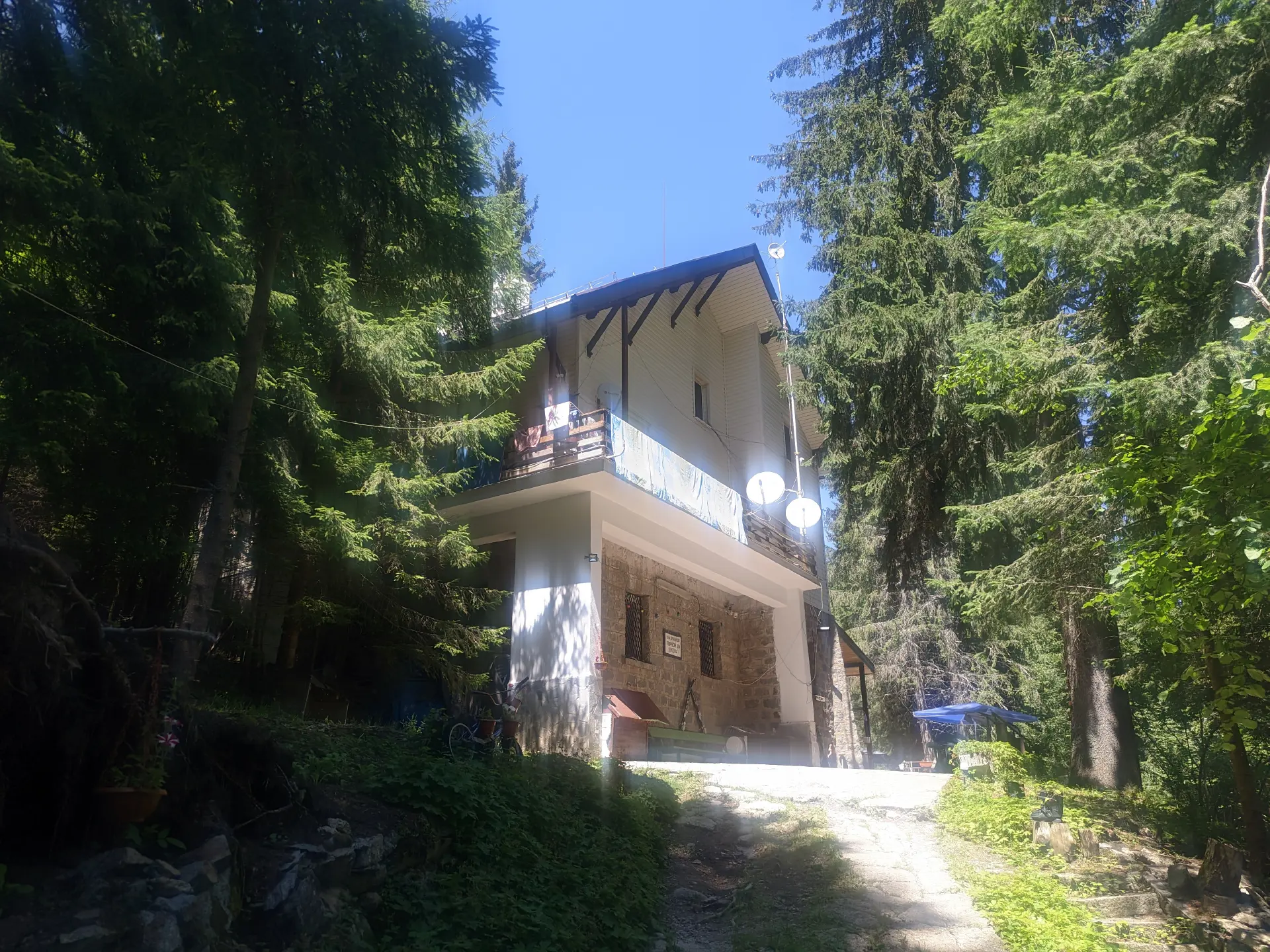 Creative House "Vitosha" - Hut of BNR