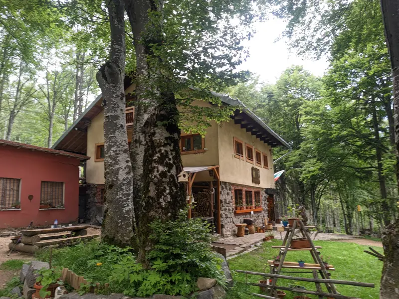 Kamen del Hut