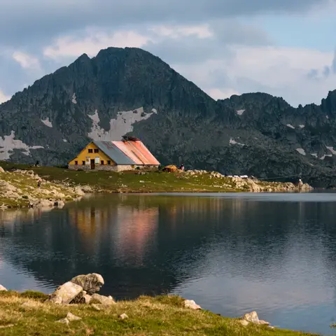 Tevno Ezero Shelter