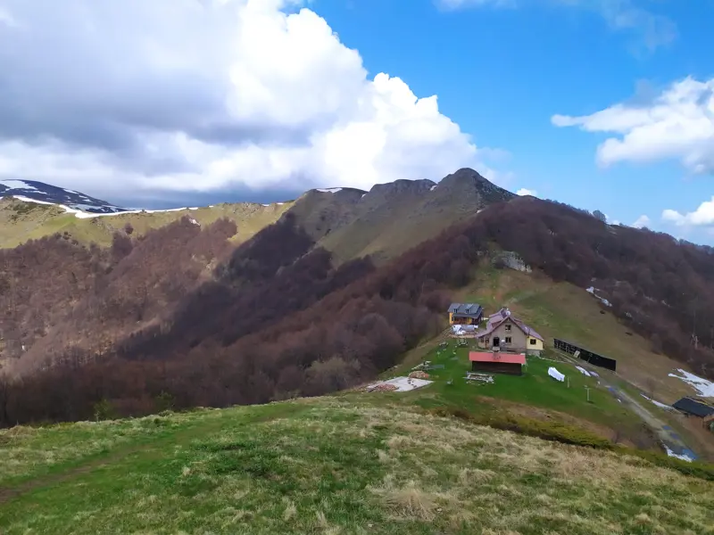 Mazalat Hut