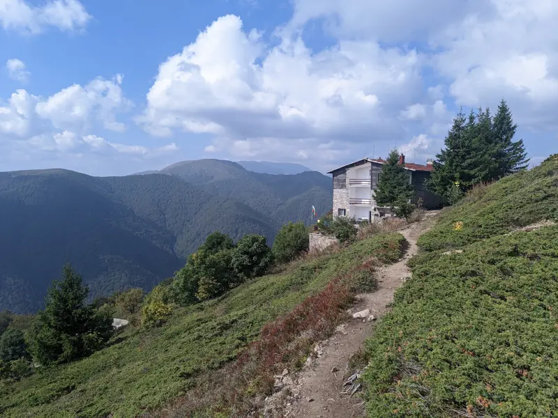 Kozya Stena Hut