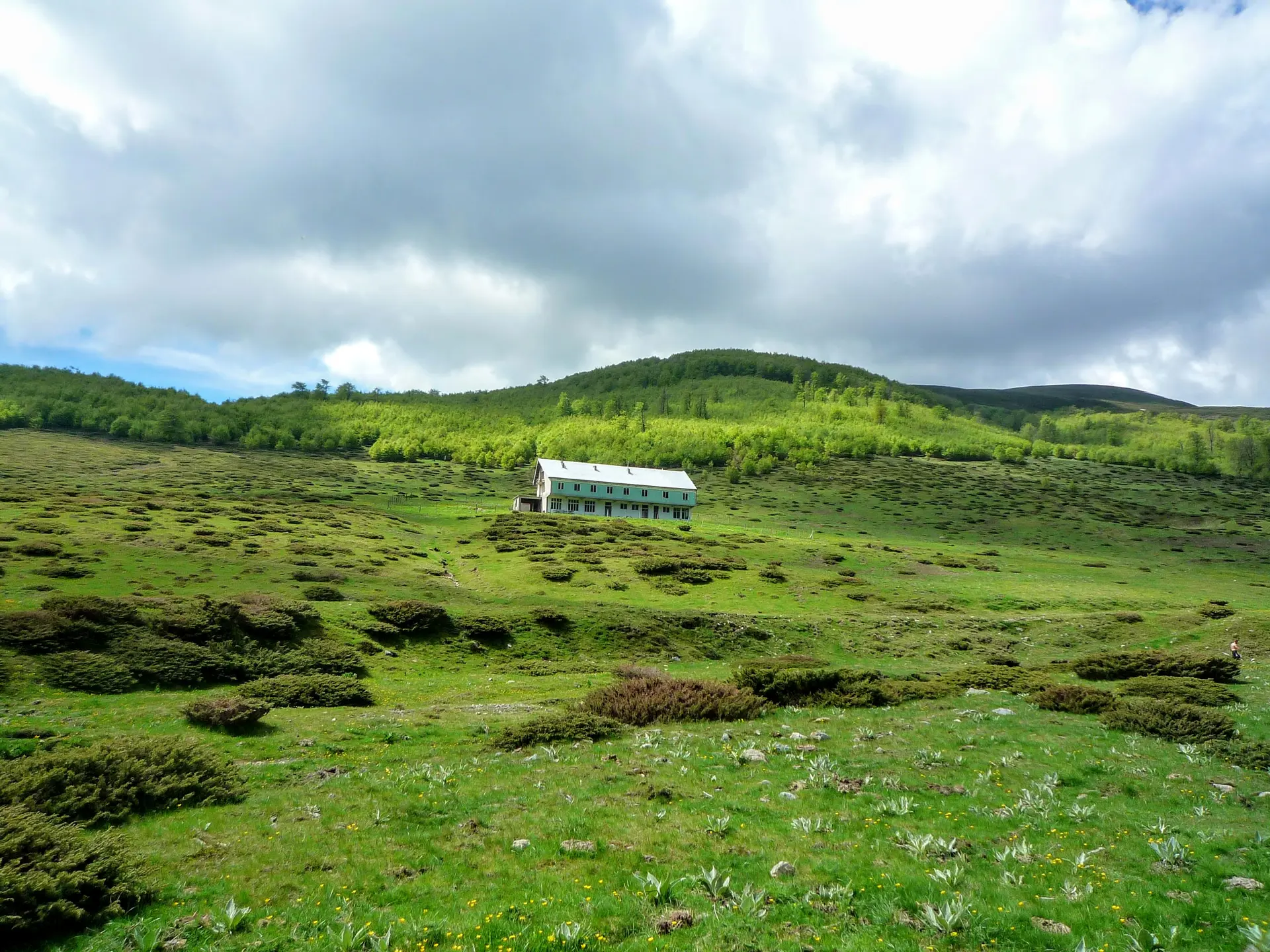 Mandrata Hut