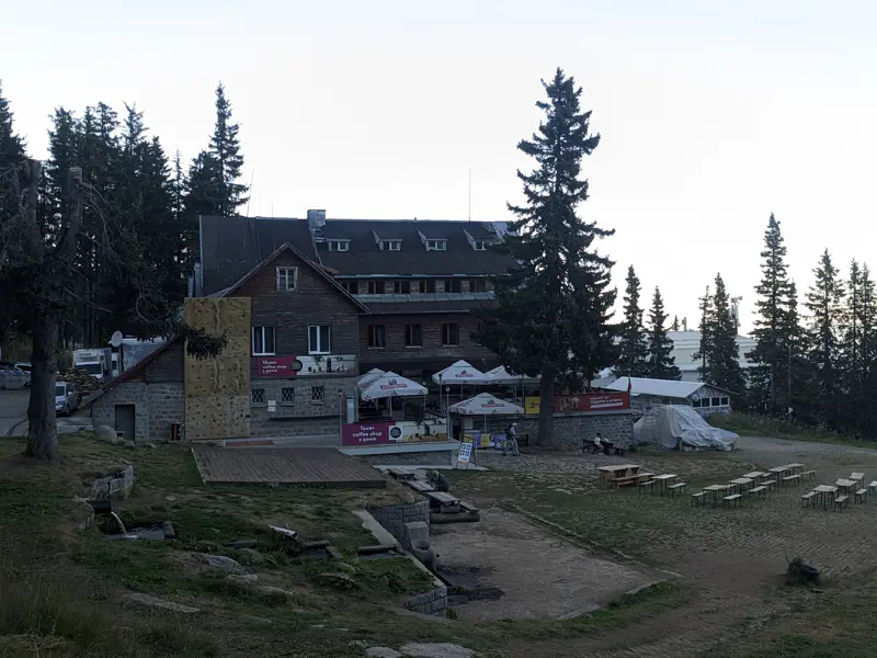 Aleko Hut