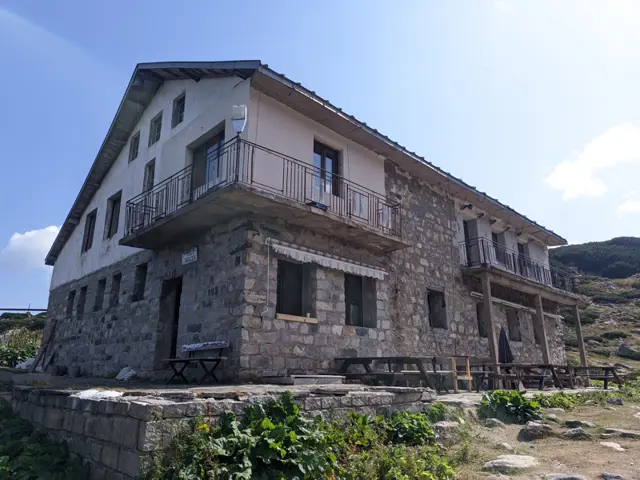 Sedemte Ezera Hut