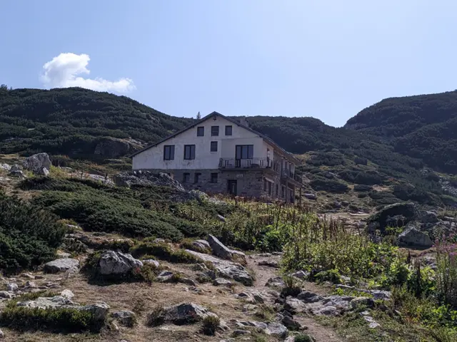 Sedemte Ezera Hut