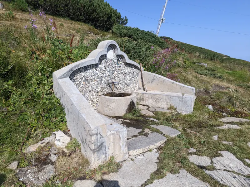Fountain near Rilski Lakes Hut