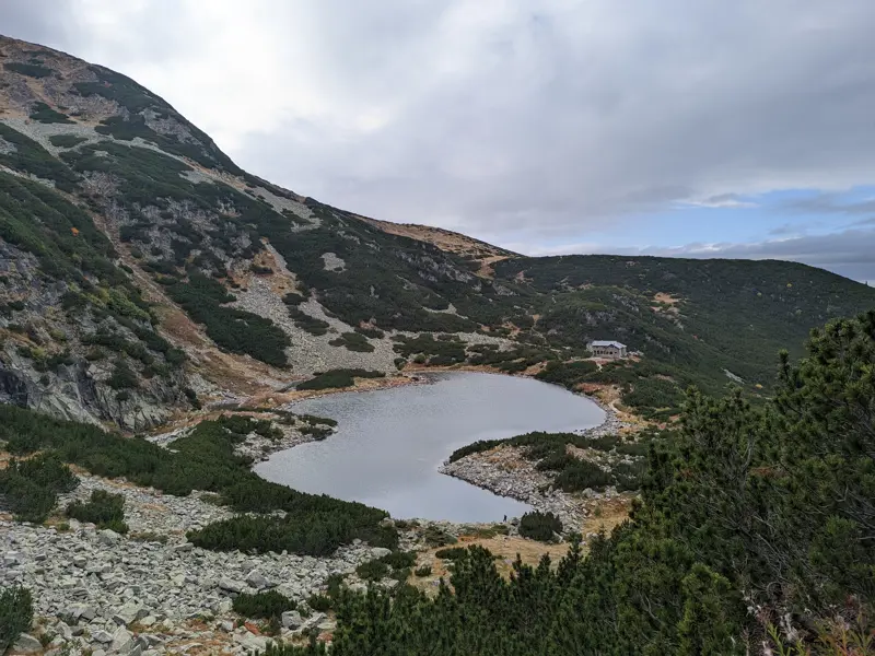 Ravnichal Lake