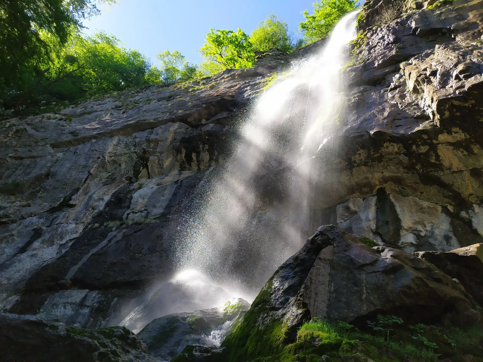 Borov Kamak Waterfall