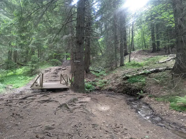 Zlatnite Mostove – Kompozitorite Hut