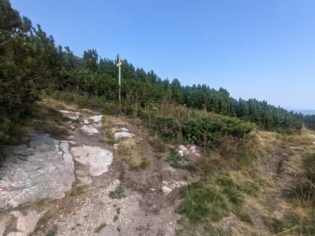 Sedemte Ezera Hut – Lovna Hut