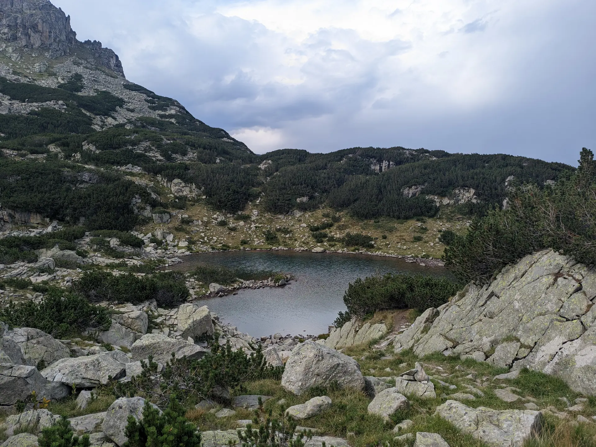 Tevno Ezero Shelter – Bezbog Hut