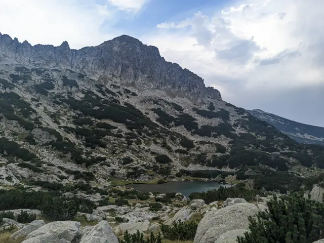 Tevno Ezero Shelter – Bezbog Hut