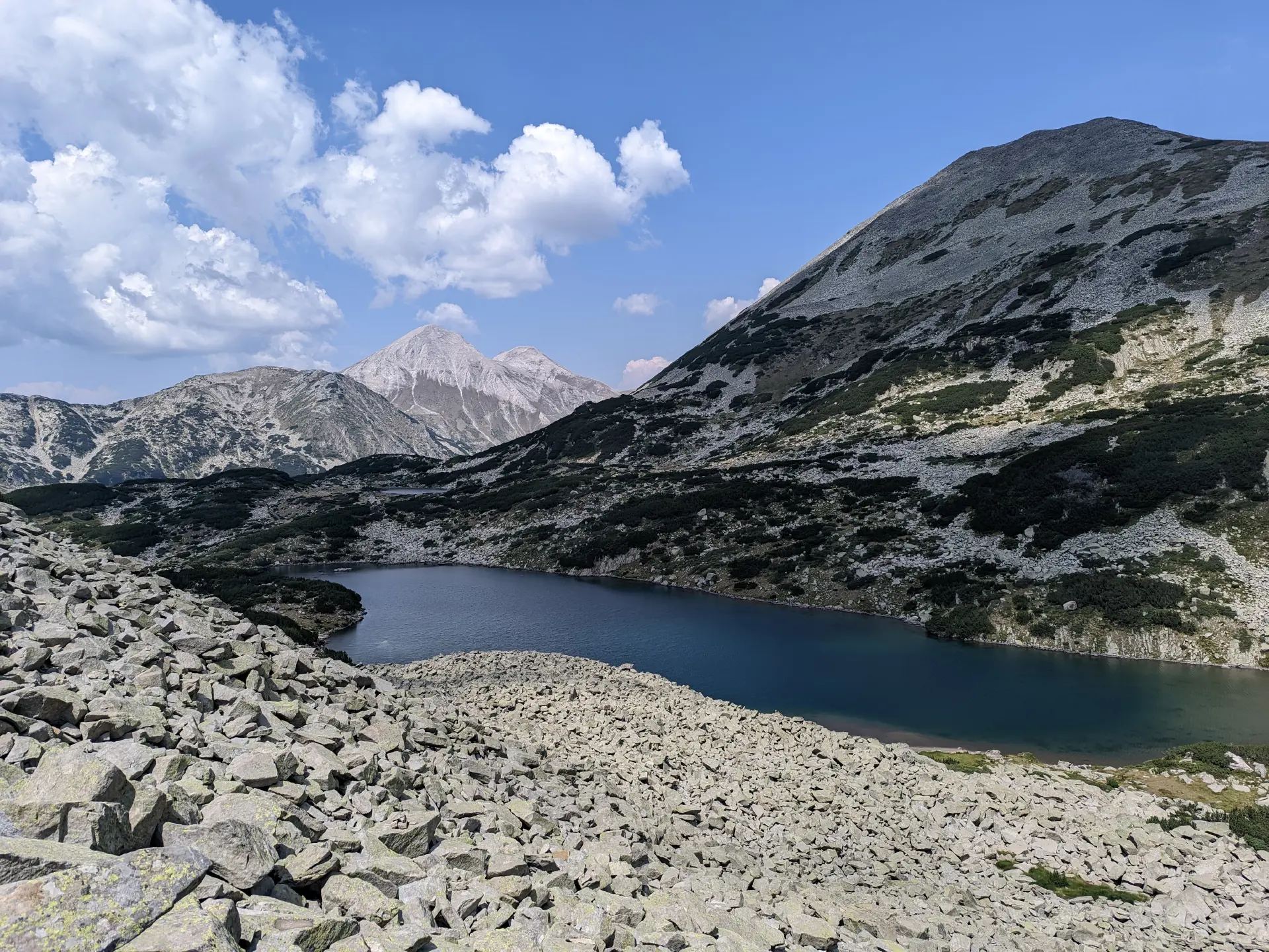 Vihren Hut – Tevno Ezero Managed Shelter